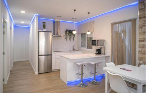 2 Bedroom Cozy Apartment In Conil De La Frontera